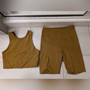 Girlfriend Collective Set - Dylan Tank Bra And Bike Short in Color Saddle Size M